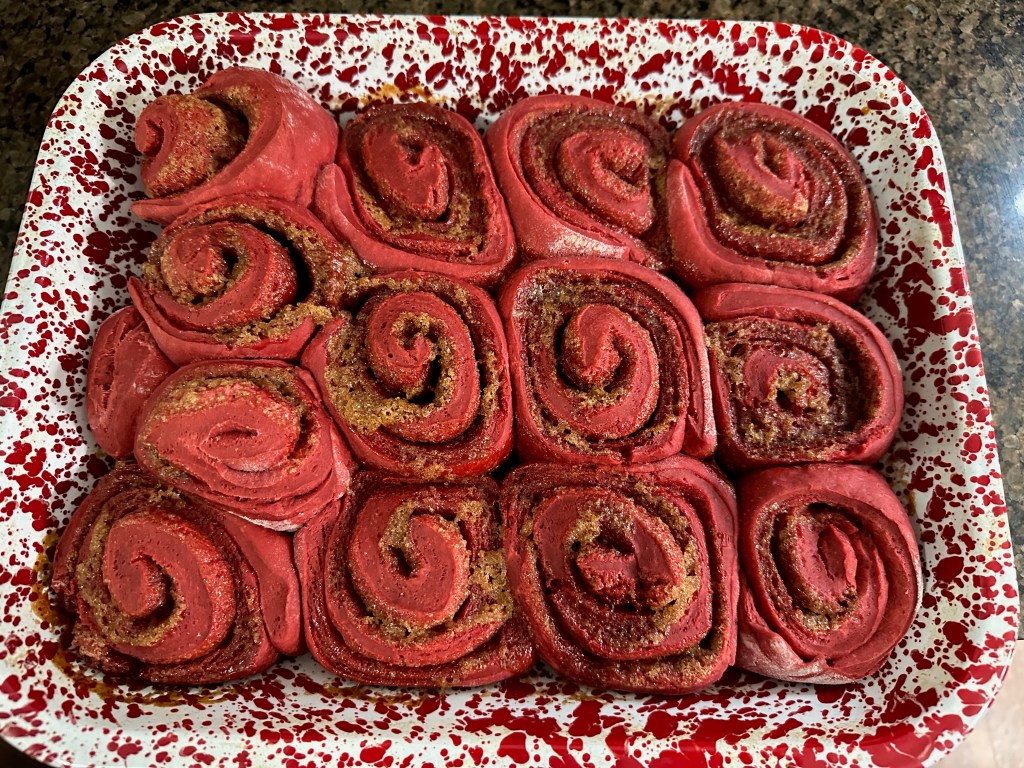 Red Velvet Cinnamon&nbsp;Rolls